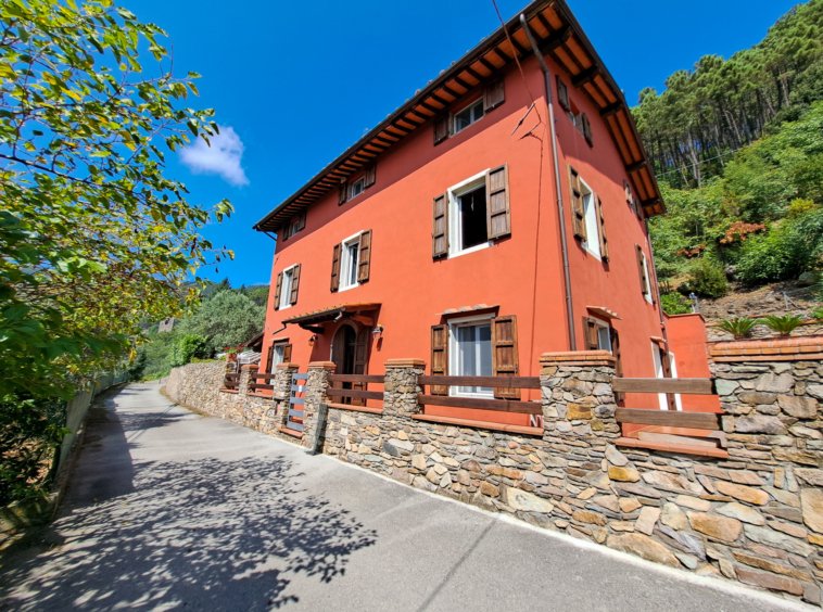 Villa in Center, Capannori, Tuscany 1 - 15829863