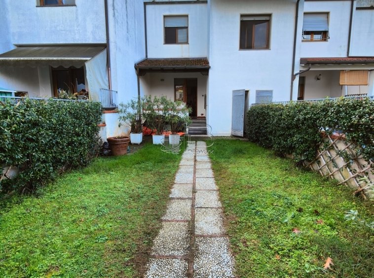 Villa in Pietrasanta, Tuscany, Italy 1 - 15830643