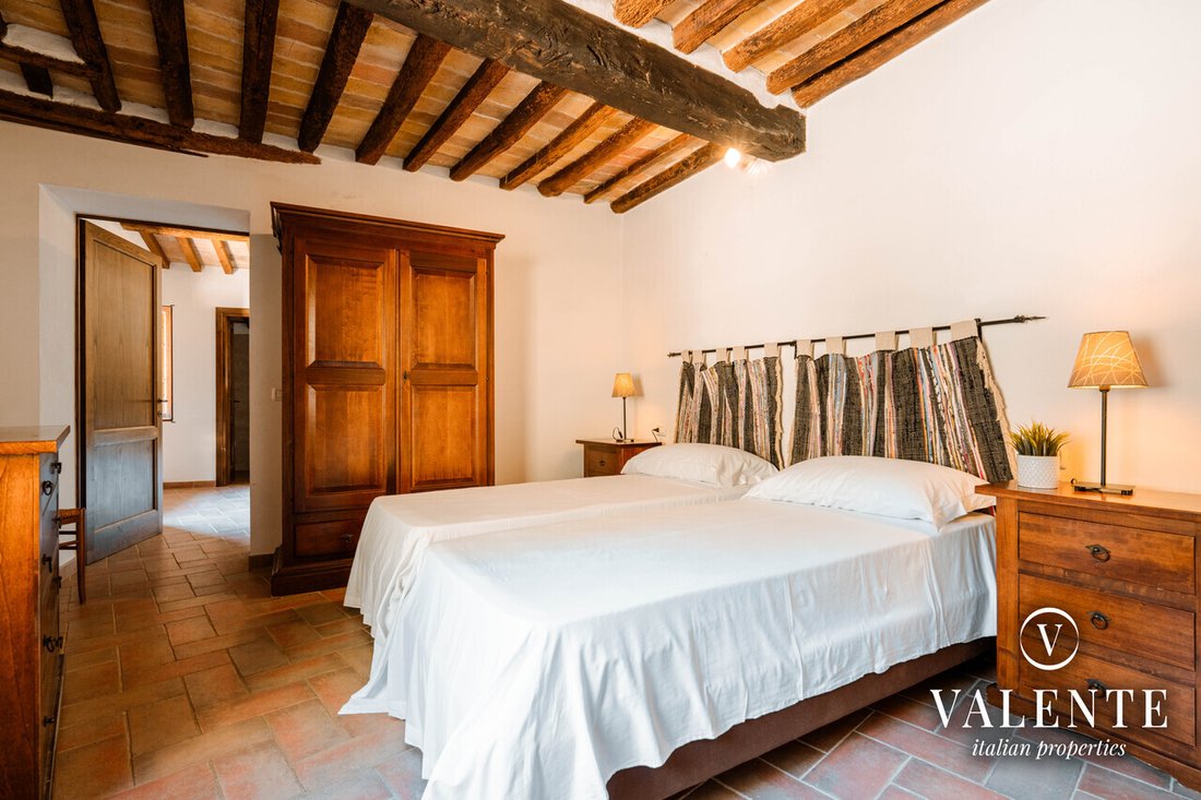 House in San Gimignano, Tuscany, Italy 5 - 15828833