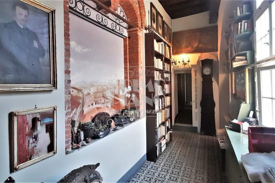 Apartment in Historic Center, Lucca, Tuscany 1 - 15828765