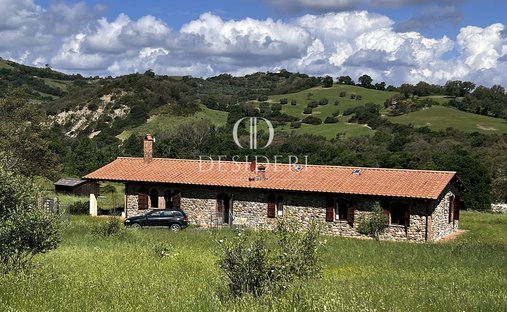 Country House in Roccalbegna, Tuscany, Italy 1