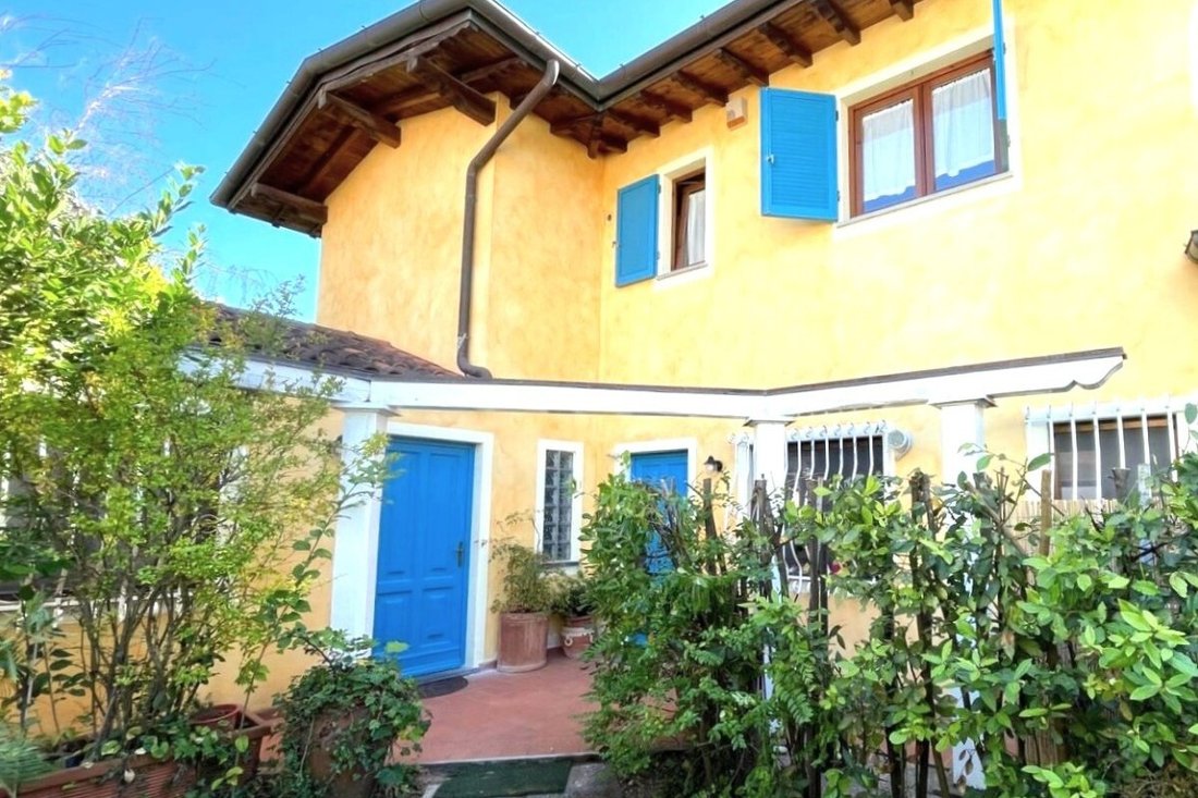 Villa in Pietrasanta, Tuscany, Italy 1 - 15829588
