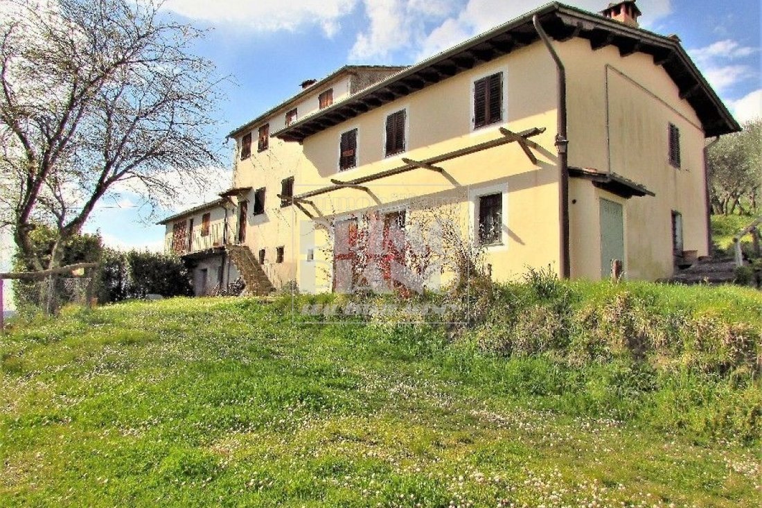 Country House in Center, Capannori, Tuscany 2 - 15829263