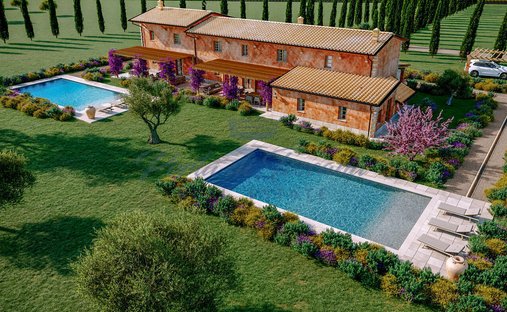 Country House in Pietrasanta, Tuscany, Italy 1