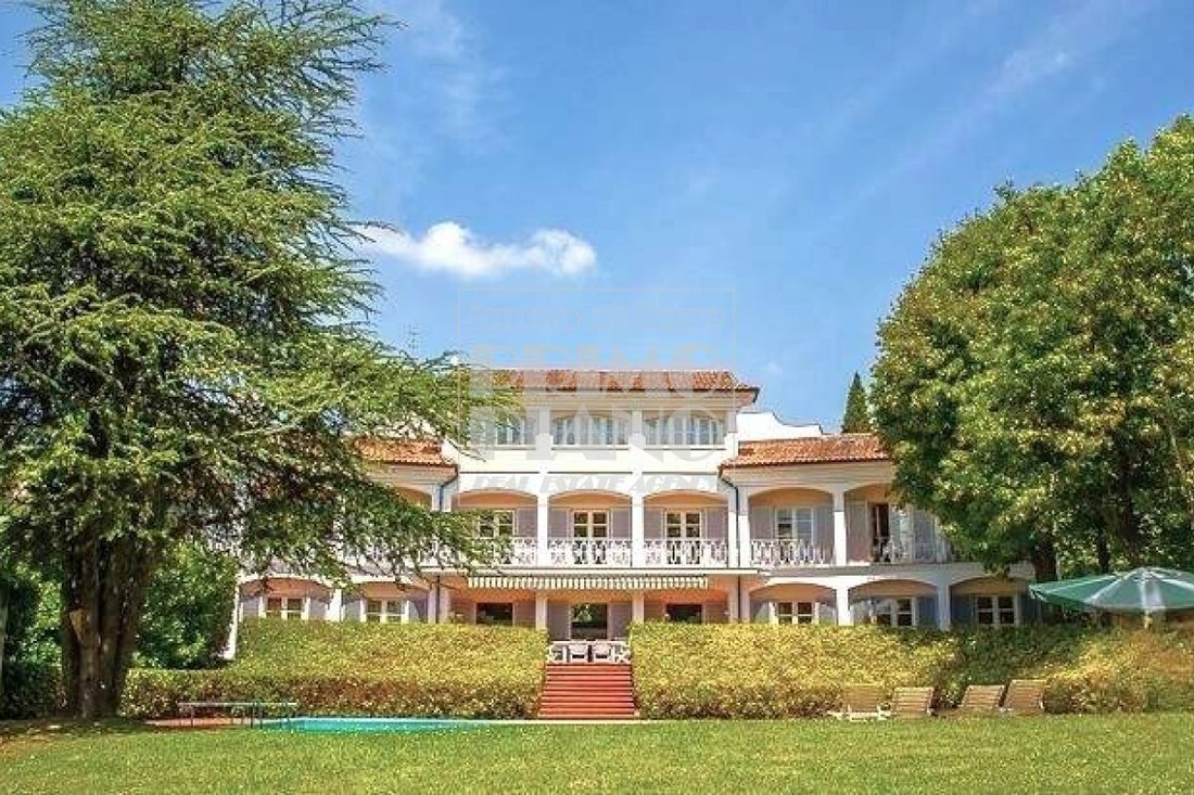 Villa in Area Monte San Quirico - Sant'Alessio, Lucca, Tuscany 3 - 15828965