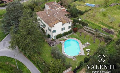 Villa in San Macario In Piano, Lucca, Tuscany 1