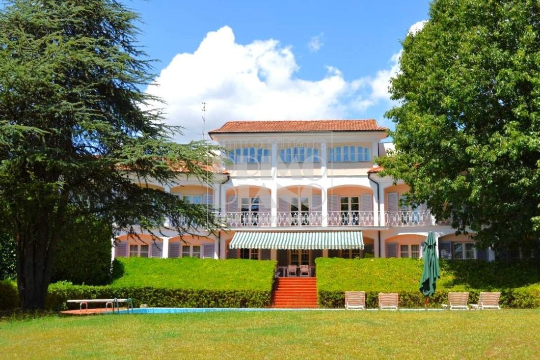 Villa in Area Monte San Quirico - Sant'Alessio, Lucca, Tuscany 2 - 15828965