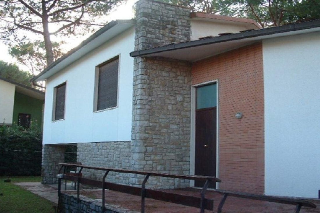 Villa in Camaiore, Tuscany, Italy 2 - 15829783
