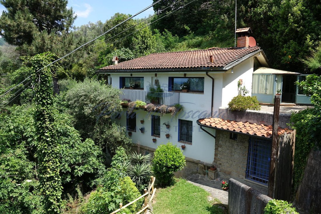 Country House in Pietrasanta, Tuscany, Italy 4 - 15828686