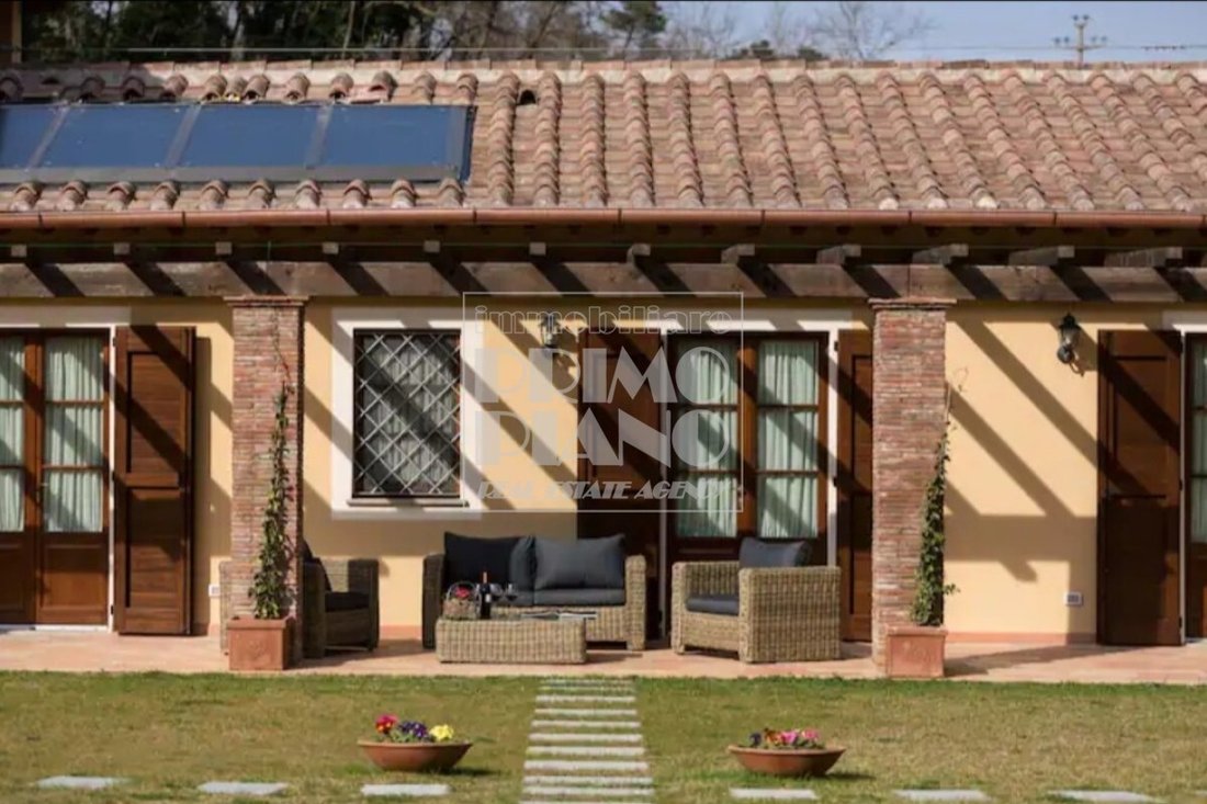 Villa in Historic Center, Lucca, Tuscany 4 - 15829347