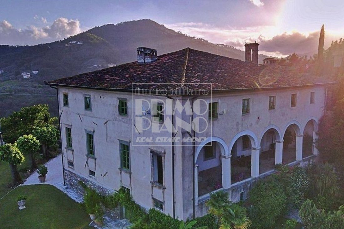 Villa in Area Monte San Quirico - Sant'Alessio, Lucca, Tuscany 2 - 15829171