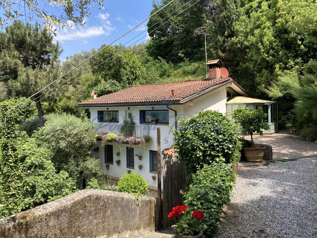 Country House in Pietrasanta, Tuscany, Italy 3 - 15828686