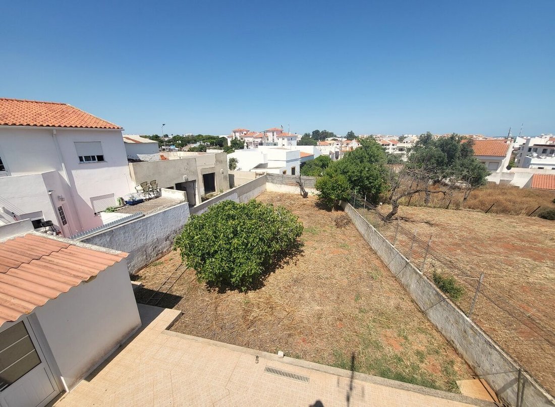 House in Praia dos Pescadores, Olhos de Agua, Portugal 2 - 15828627