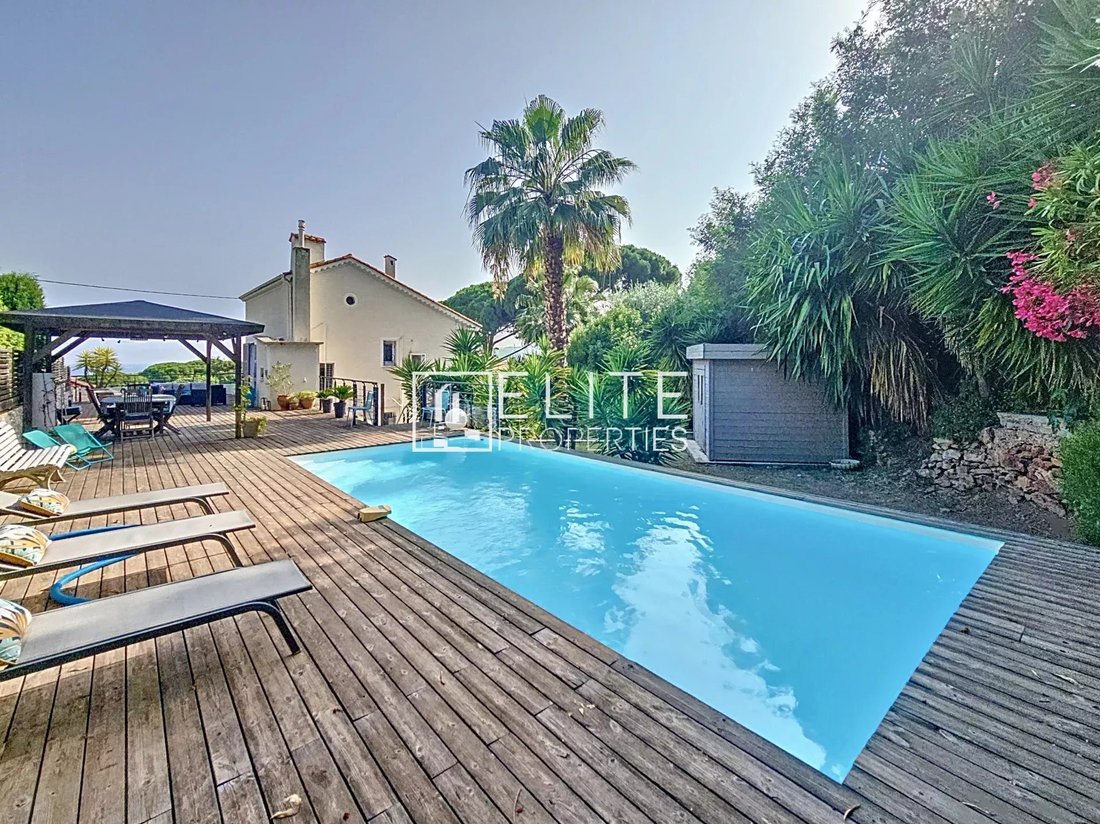 House in Font de Veyre, Cannes, France 1 - 15828274