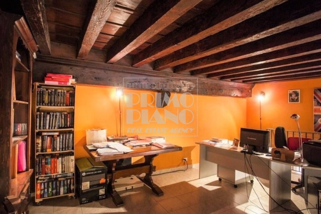 Apartment in Historic Center, Lucca, Tuscany 3 - 15829336