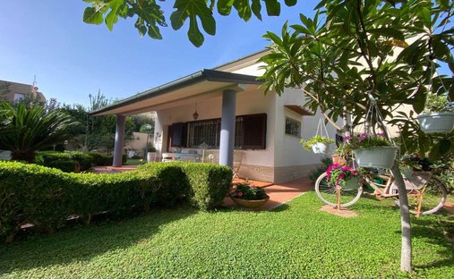 Villa in Center, Piombino, Tuscany 1