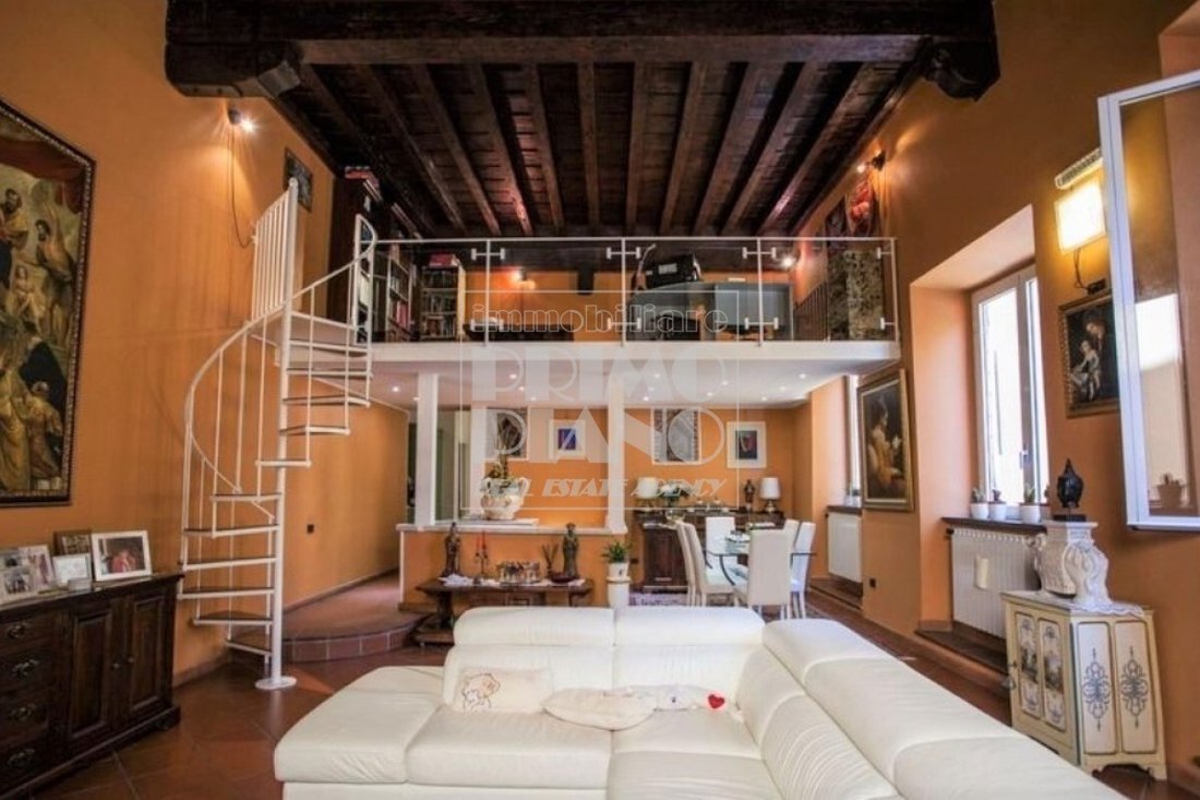 Apartment in Historic Center, Lucca, Tuscany 1 - 15829336