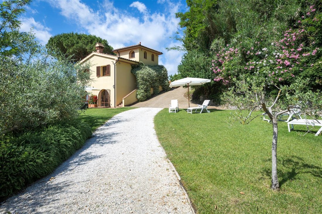 Villa in Riparbella, Tuscany, Italy 1 - 15829124