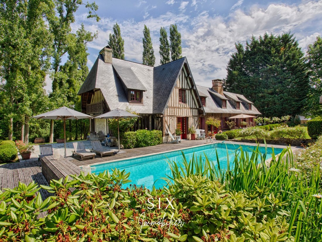 House in Pont-l'Évêque, Normandy, France 1 - 15830408
