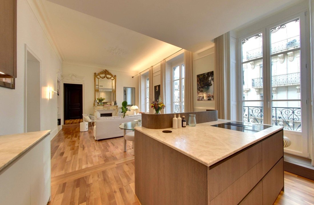 Apartment in Centre-ville - Victor Hugo, Grenoble, France 2 - 15830482