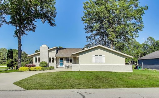 House in Beverly Shores, Indiana, United States 1