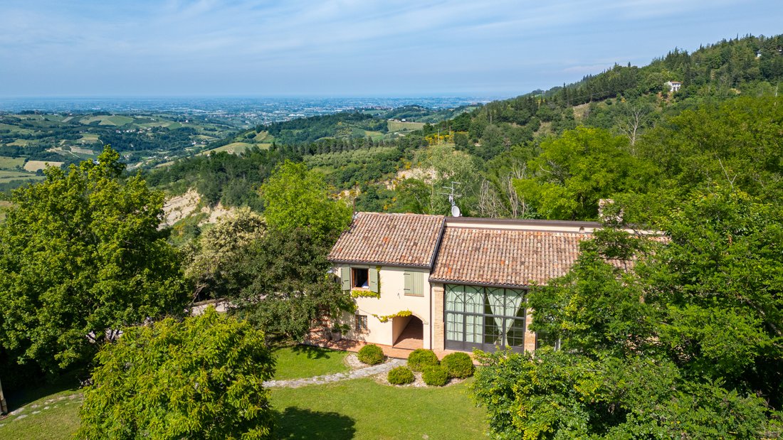 Villa in Roncofreddo, Emilia-Romagna, Italien 1 - 12054487