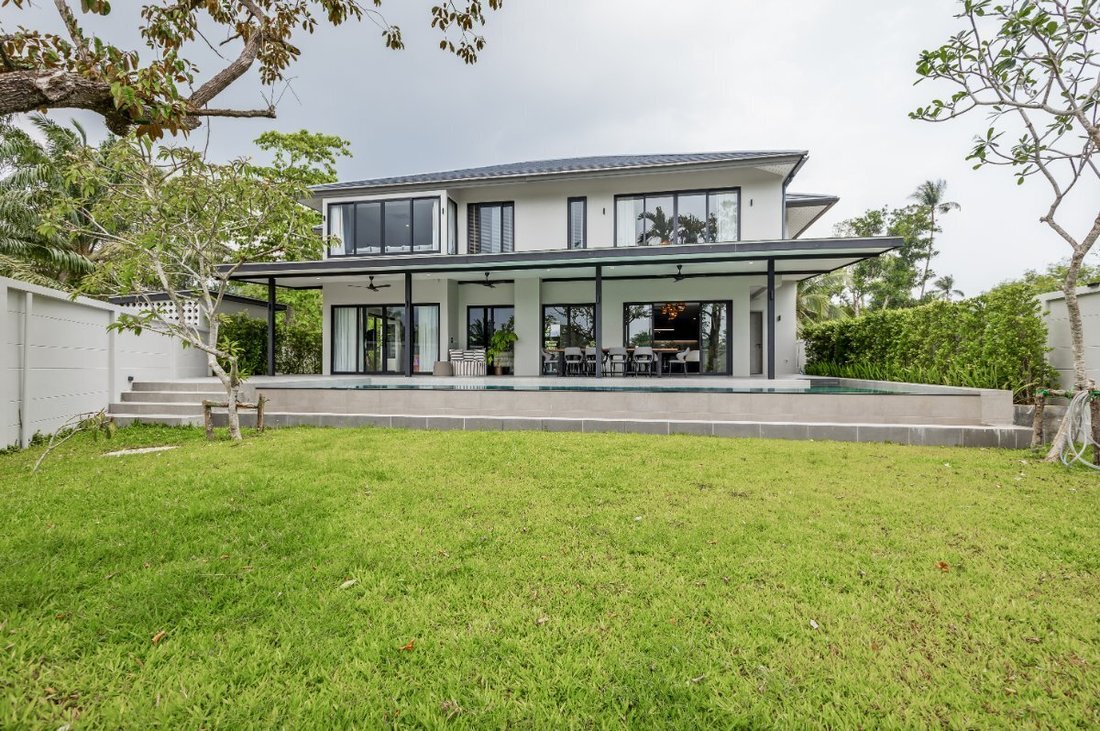 Villa in Pa Khlok, Phuket, Thailand 1 - 15830760