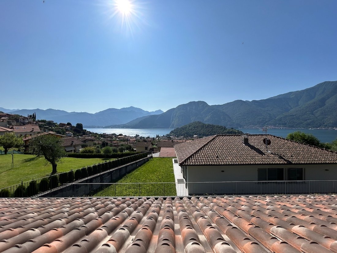 Villa in Tremezzina, Lombardy, Italy 2 - 15830740