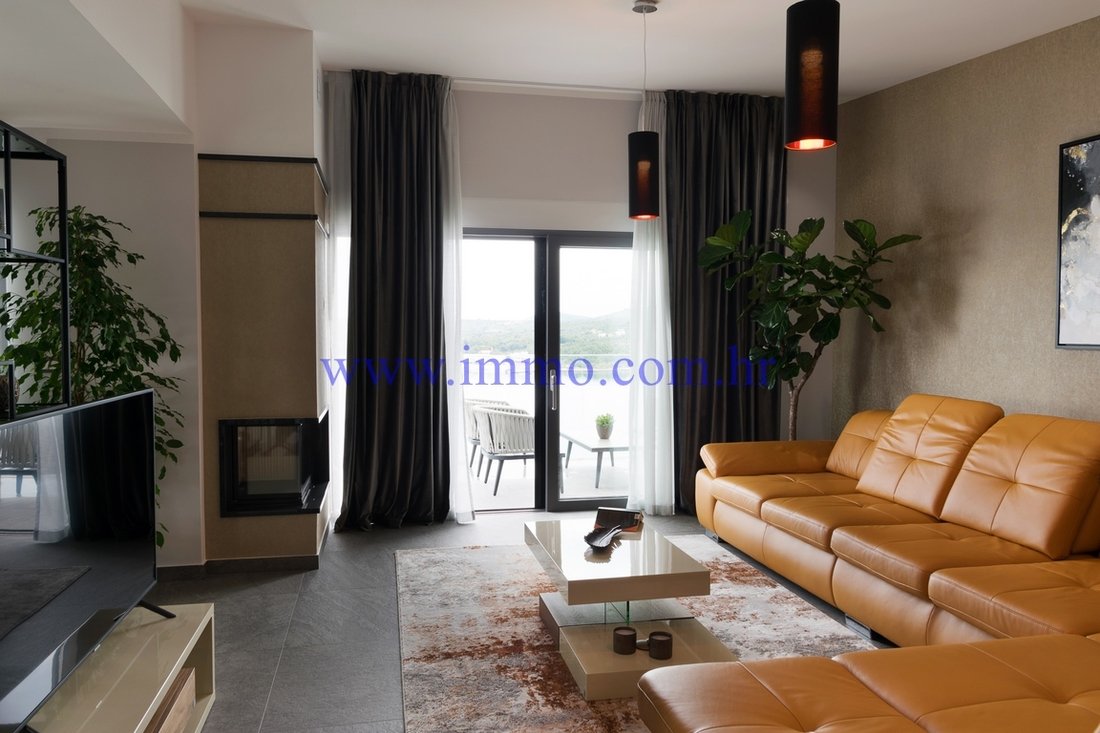 Villa in Rogoznica, Sibenik-Knin County, Croatia 2 - 15830896