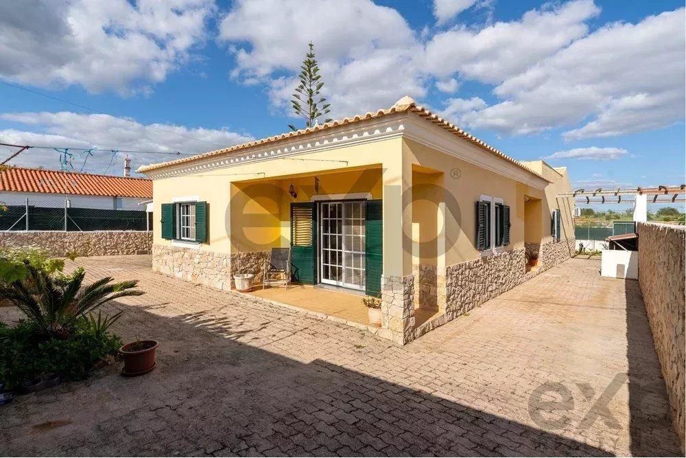 House in Guia, Algarve, Portugal 1 - 15831626