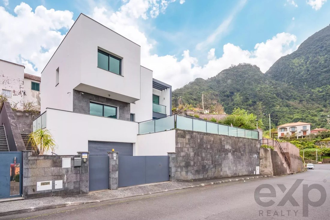 House in Ponta Delgada, Madeira, Portugal 3 - 15831094