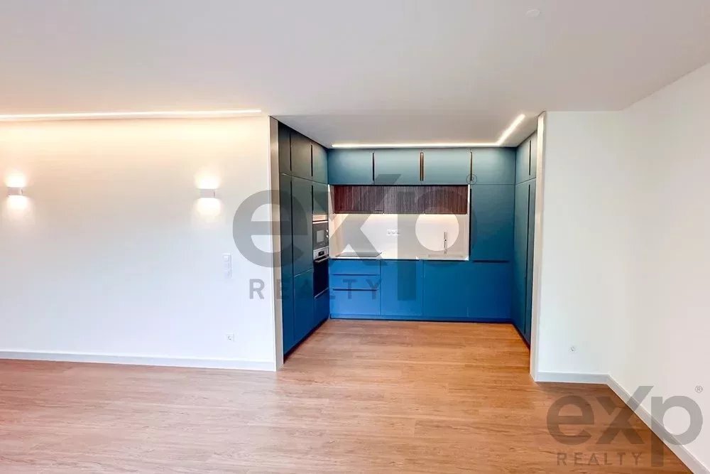 Apartment in Espinho, Aveiro District, Portugal 2 - 15830849