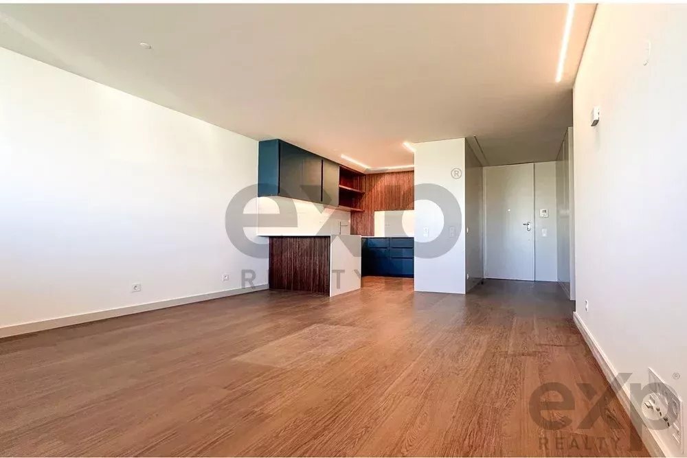 Apartment in Espinho, Aveiro District, Portugal 1 - 15830901