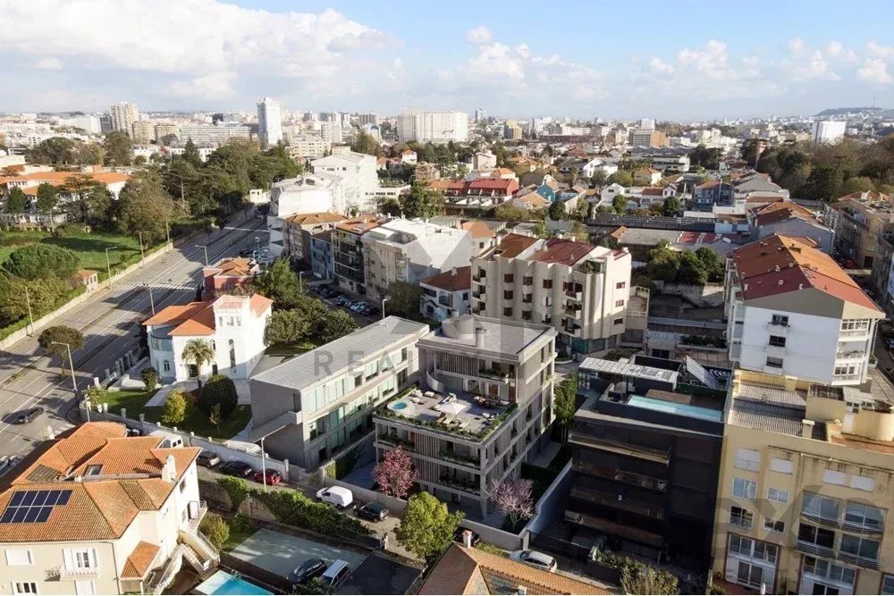 Apartment in Lordelo do Ouro e Massarelos, Porto District, Portugal 3 - 15831121