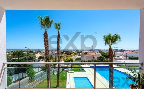 Apartment in Quelfes, Algarve, Portugal 1