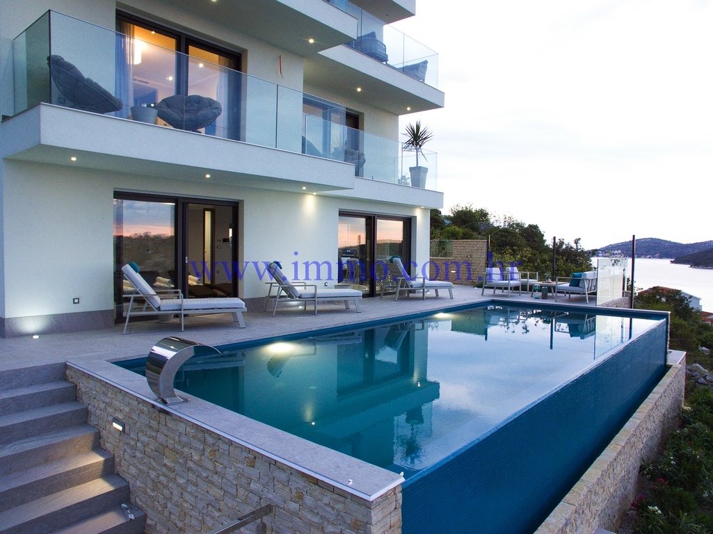 Villa in Rogoznica, Sibenik-Knin County, Croatia 1 - 15830896