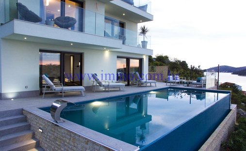 Villa in Rogoznica, Sibenik-Knin County, Croatia 1