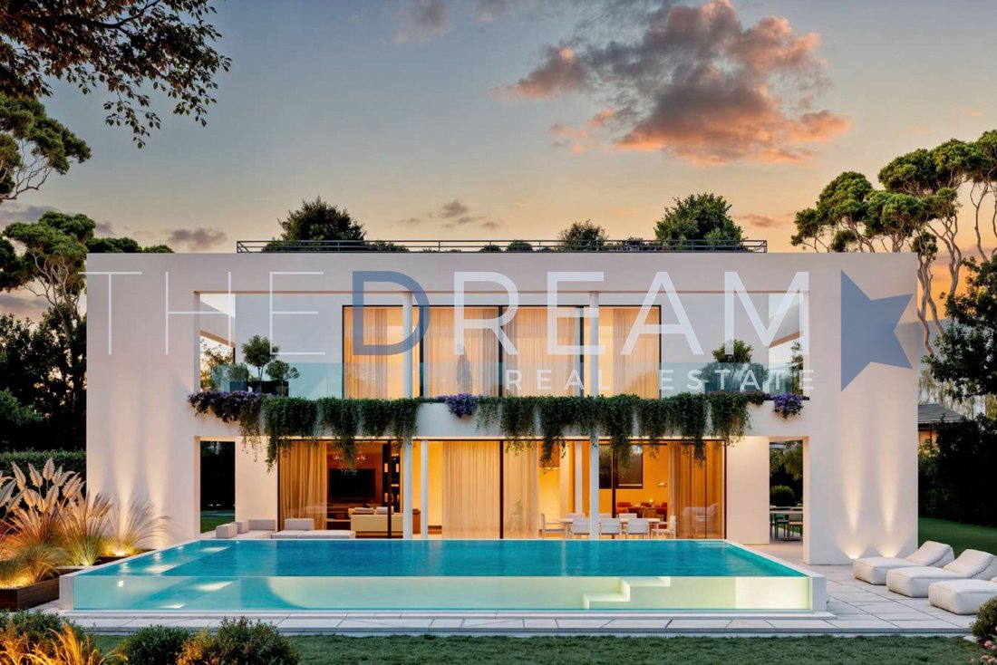 Villa in Center, Forte dei Marmi, Tuscany 2 - 15831110