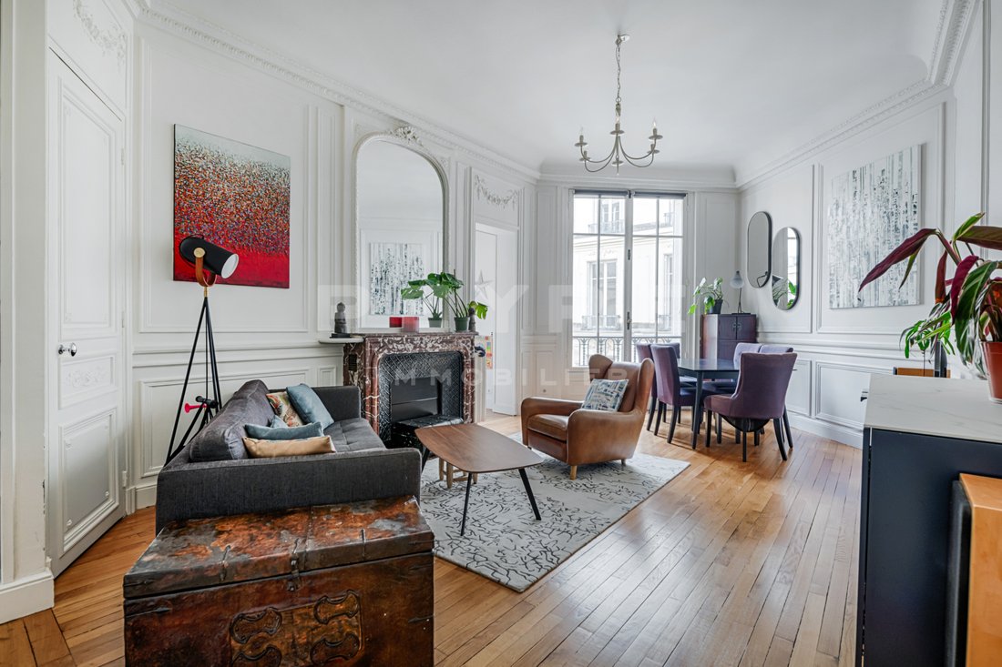 Apartment in Léon-Blum Folie-Regnault, Paris 11e Arrondissement, Paris 1 - 15835109
