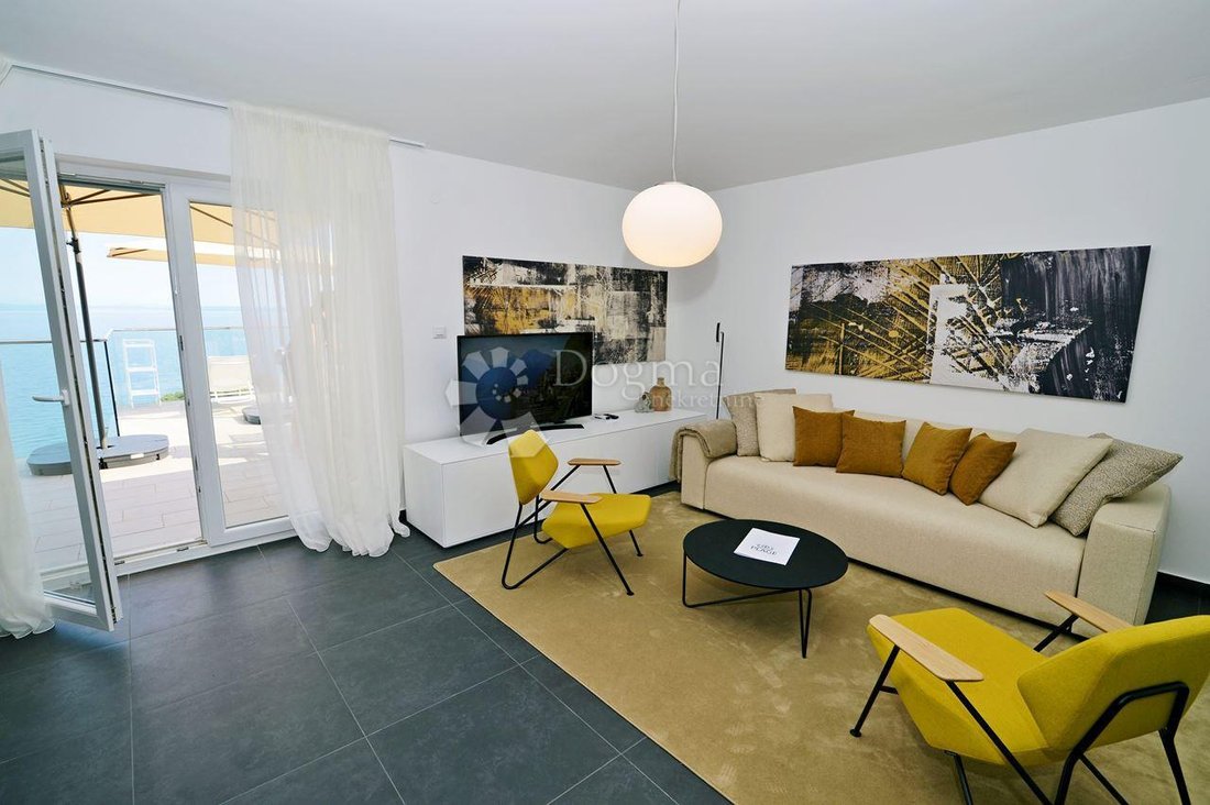 Apartment in Opcina Lovran, Primorje-Gorski Kotar County, Croatia 1 - 15833737