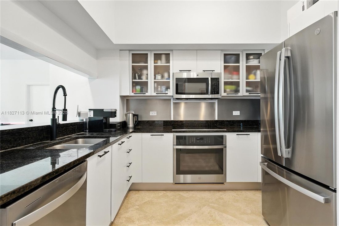 Condo in Miami, Florida, United States 4 - 15833756