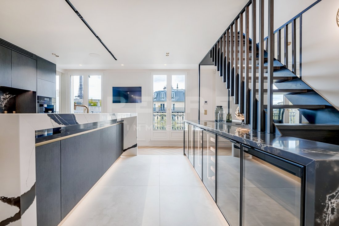 Apartment in Invalides, Paris 7e Arrondissement, Paris 3 - 15835055