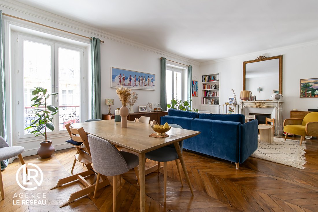 Apartment in Saint Philippe du Roule, Paris 8e Arrondissement, Paris 4 - 15834834