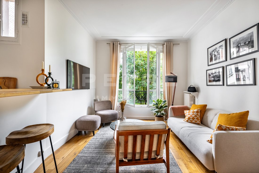 Apartment in Invalides, Paris 7e Arrondissement, Paris 1 - 15835286