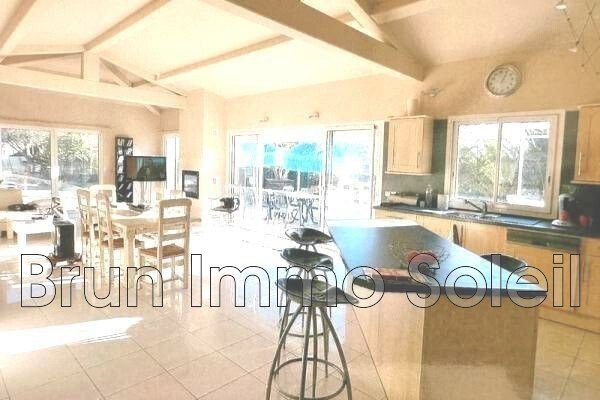 Villa in Saint-Paul-de-Vence, Provence-Alpes-Côte d'Azur, France 3 - 13605189