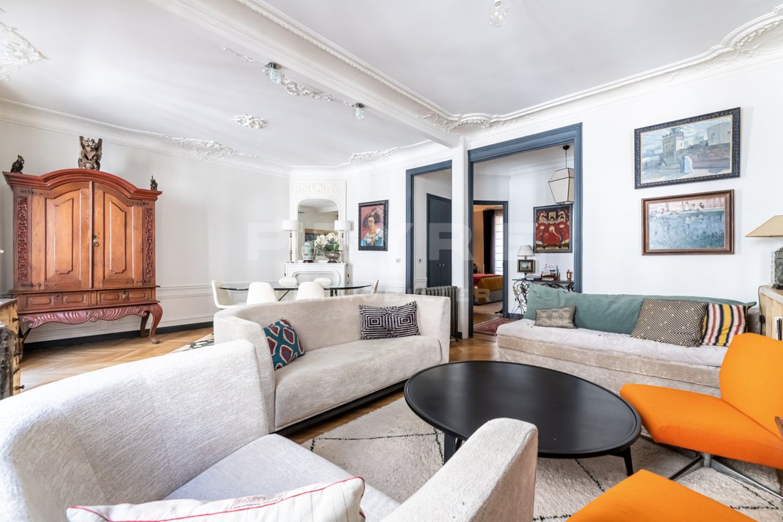 Apartment in Grange Aux Belles-Terrage, Paris 10e Arrondissement, Paris 5 - 15835282