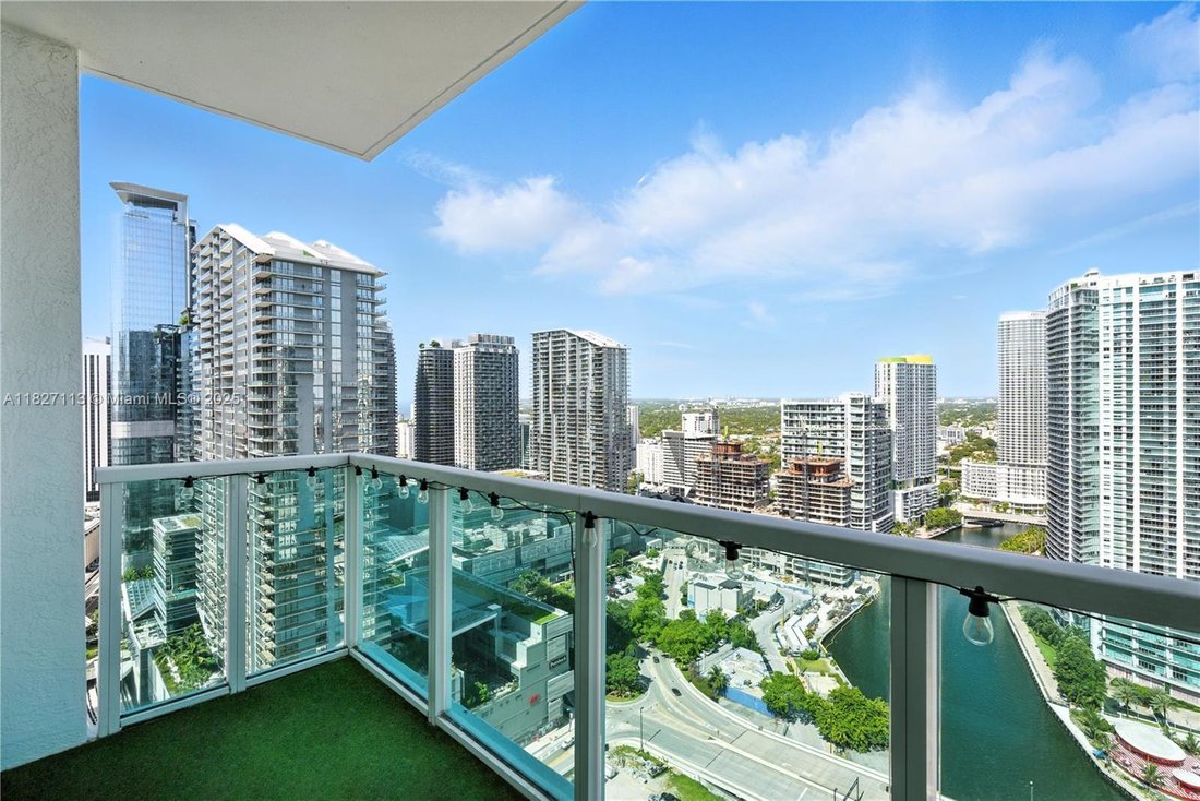 Condo in Miami, Florida, United States 1 - 15833756