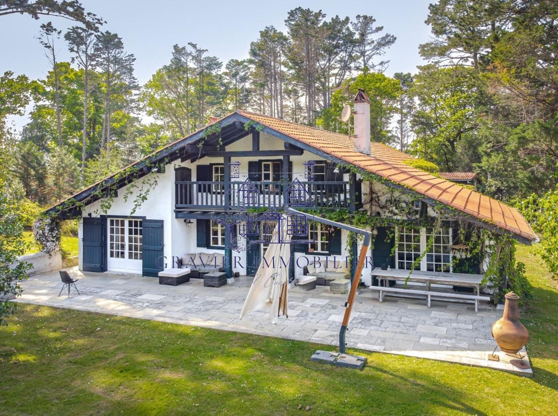 A Basque Sanctuary: Where Pyrenean Skies Meet Timeless Elegance