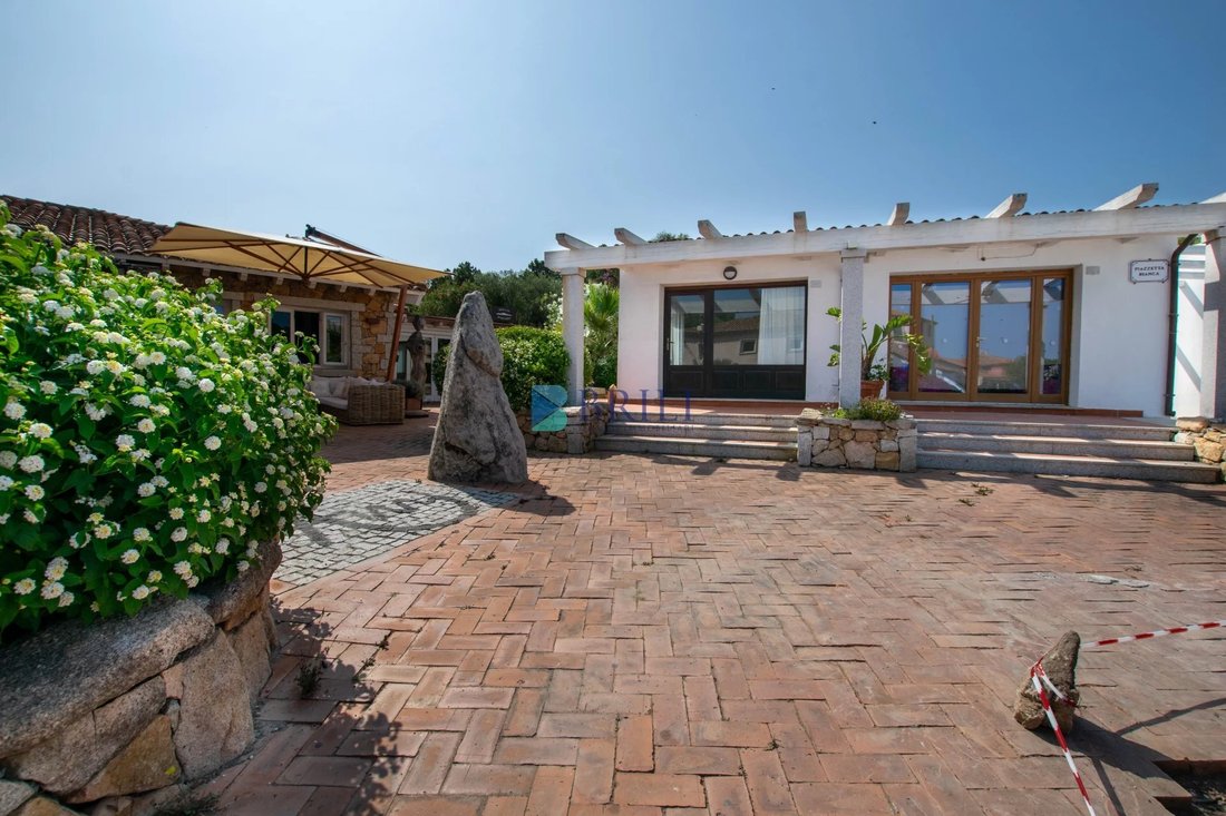 Rudalza, Olbia, Italy 2 - 15831321
