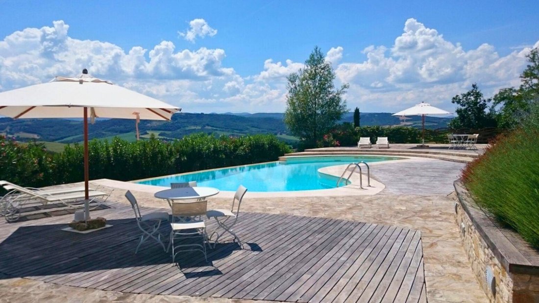 Rosceto’s Crown: A 12th-Century Umbrian Castle Reborn in Timeless Splendor